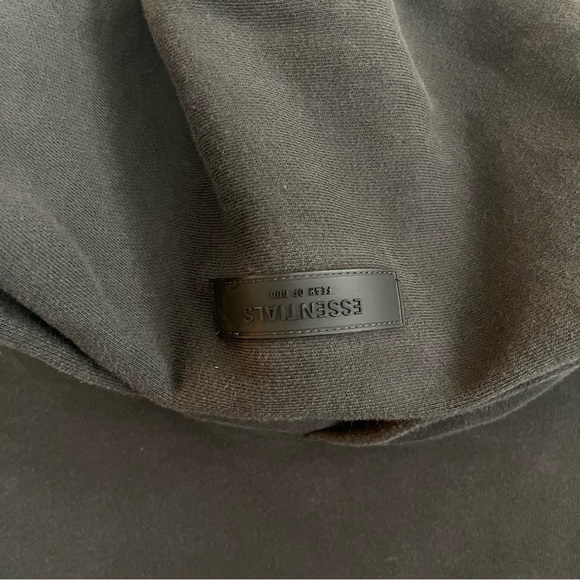 Essentials Fear Of God Oversized Hoodie Pullover - Picture 6 of 7